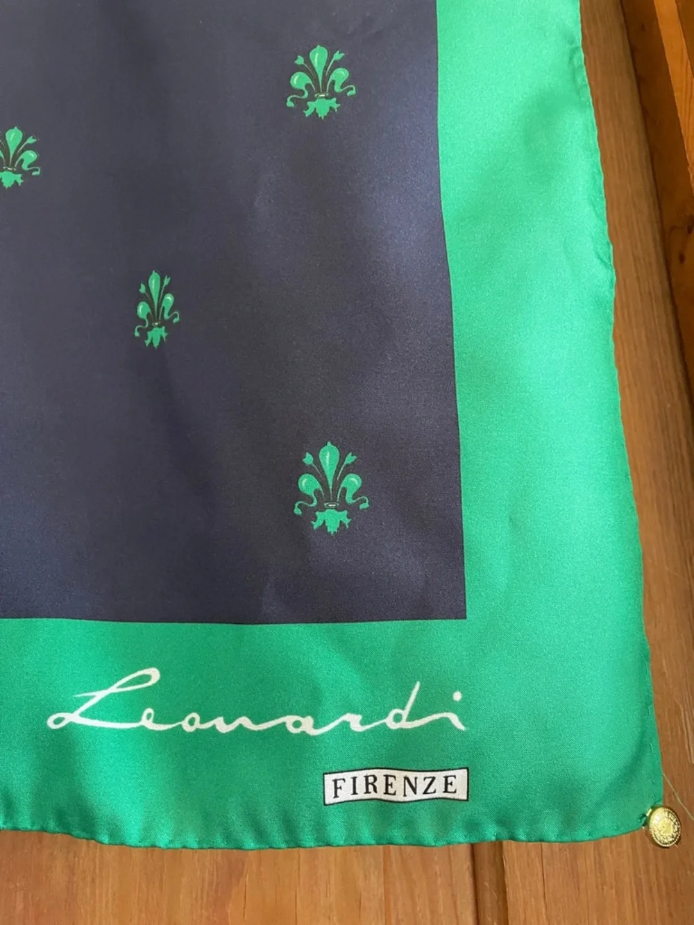 LEONARDI FIRENZE Signed Navy Teal Silk Vintage Fleur de Lis Scarf w/ Gold Charm
